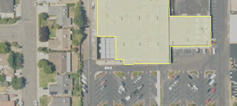 Retail Space on Mooney Blvd
