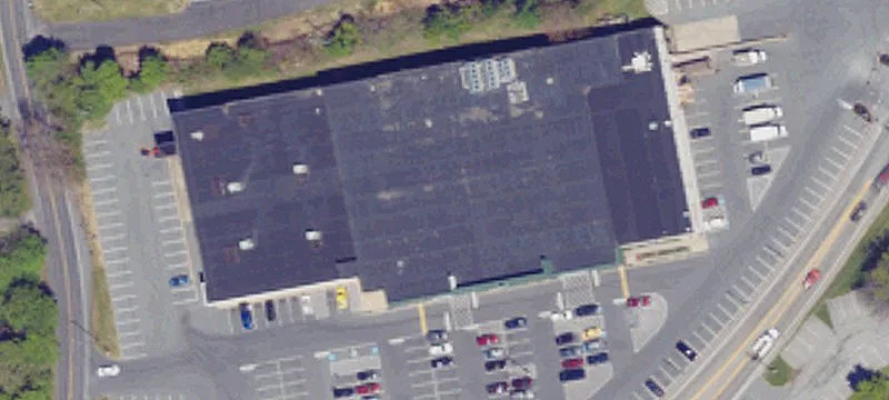 Retail Space in Carlisle Plaza