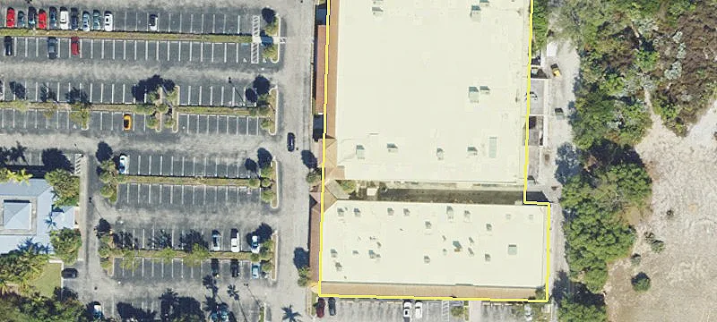Retail Space in Juno Beach