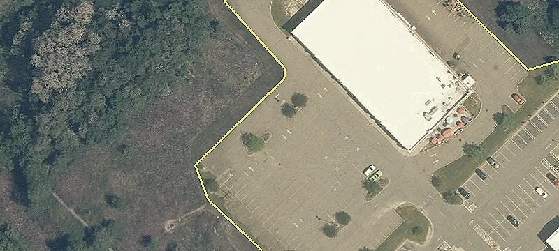 Retail Space Available For Lease