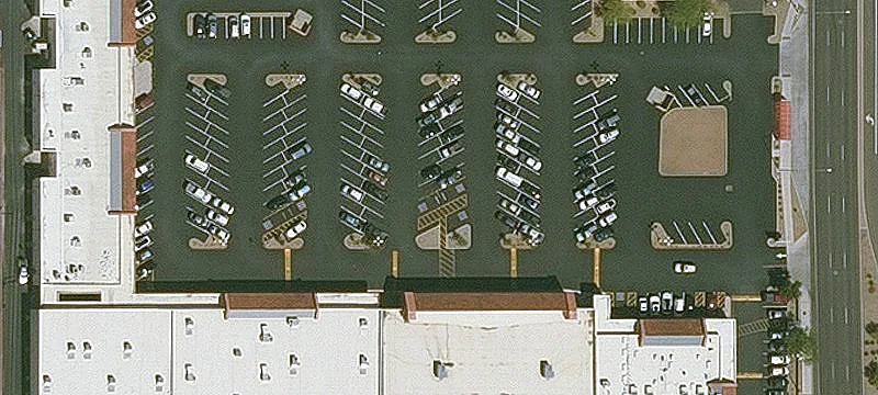 Mesa Warehouse with Grade Doors