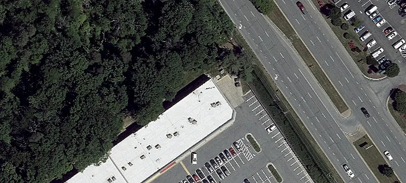 Retail Space on Ritchie Highway