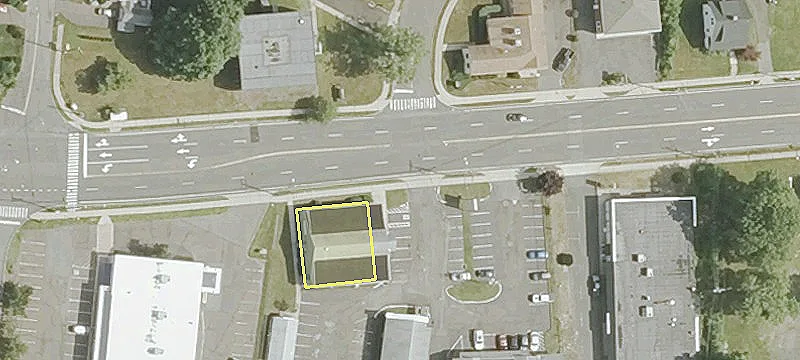 Retail Space in Shopping Center