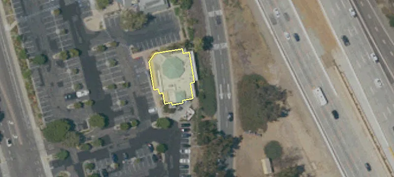 Carlsbad Restaurant/Retail Space Available