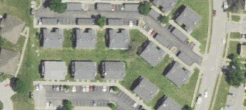 Distribution Building with Cross-Dock Configuration
