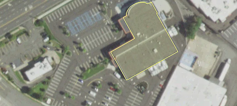 Syosset Retail Space Available