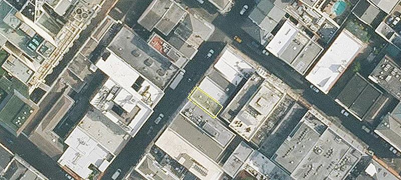 French Quarter Mixed-Use Building