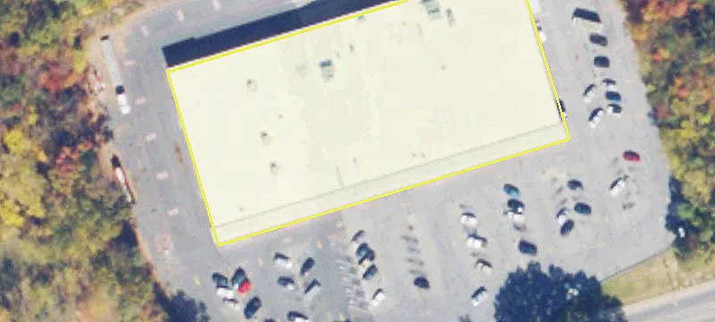 Retail Space in Food Lion Center