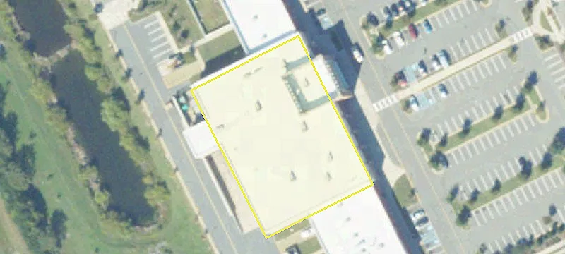 Retail Space in High-Traffic Area