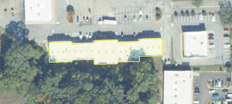 Retail Space in Suffolk Center