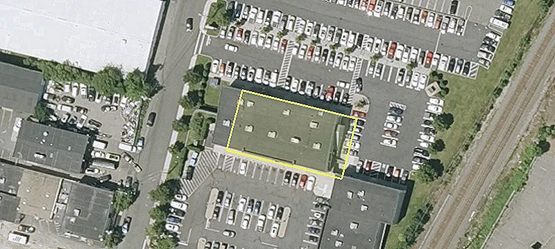 Retail Space in Revere Plaza