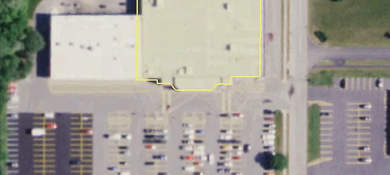 Tops Plaza Retail Space
