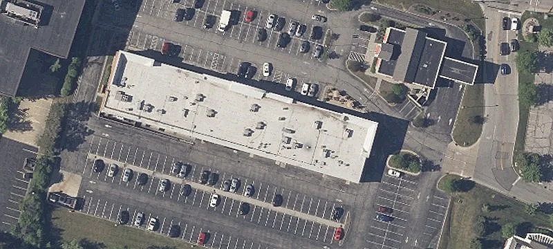 Retail Space on Rockside Road