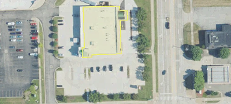 Retail Space in High-Traffic Center