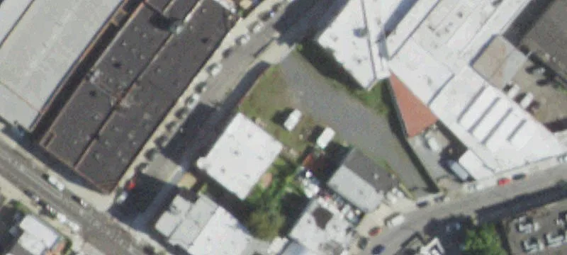 Ridgewood Warehouse with Subway Access