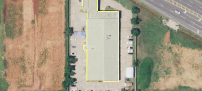 Commercial Land in Growing Area