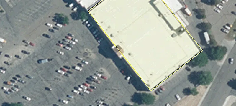 Retail Pad in Kroger Parking