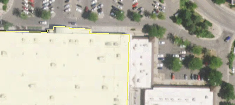 Retail Space in Arbor Plaza
