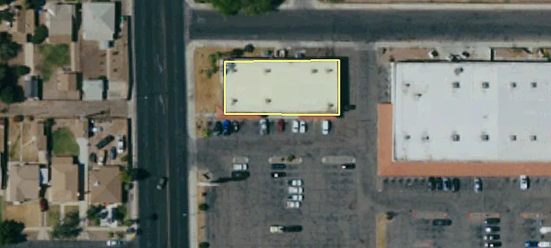 Retail Space Available For Rent