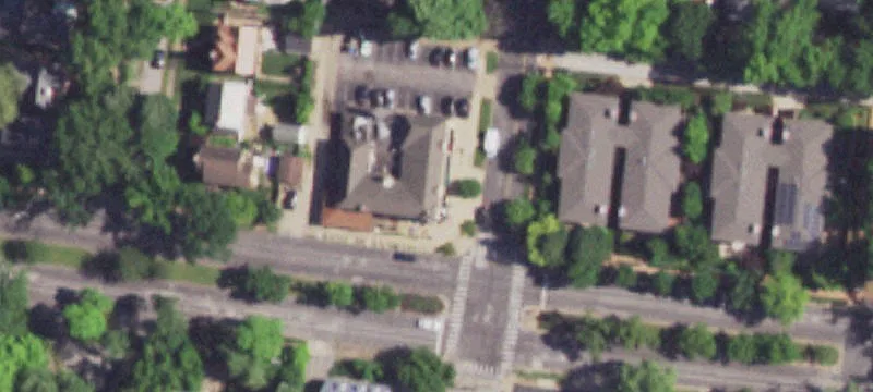 Retail Space in Alta-Dena