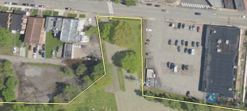 Retail Space on Hazelwood Avenue