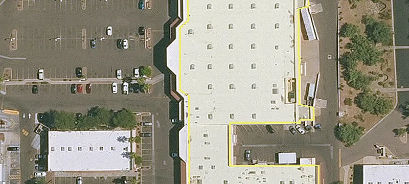 Retail Space in North Canyon