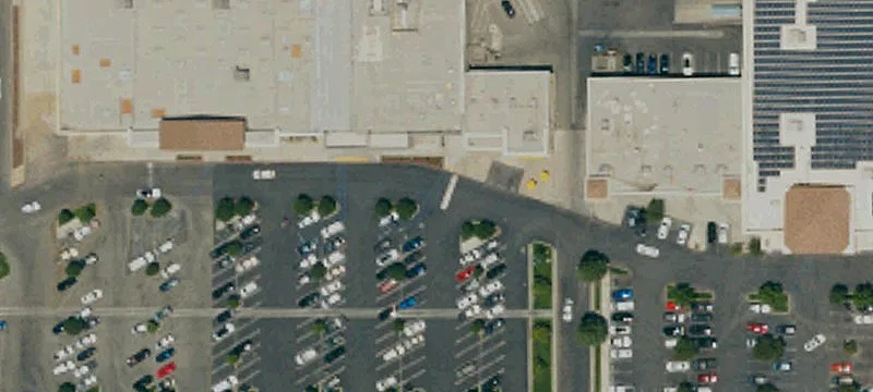 Retail Property on Stockdale Highway