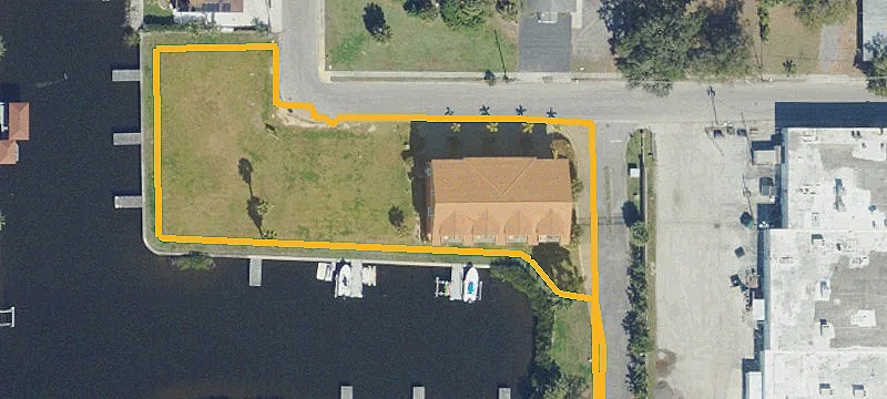 Waterfront Lots in Gated Community