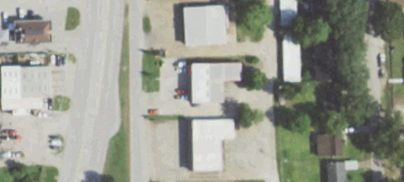 Multi-Suite Commercial Building For Sale