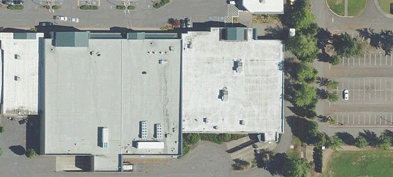 Retail Space in Anchored Center