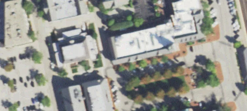 Prime Retail Space in Lake Forest