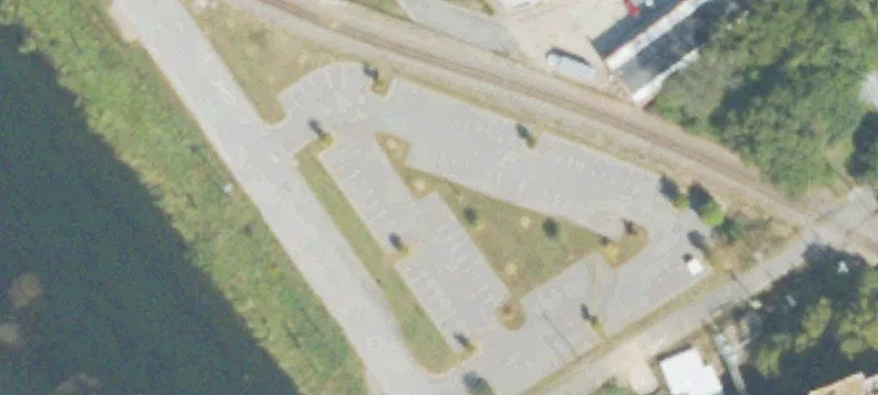 Commercial Space with Ample Parking