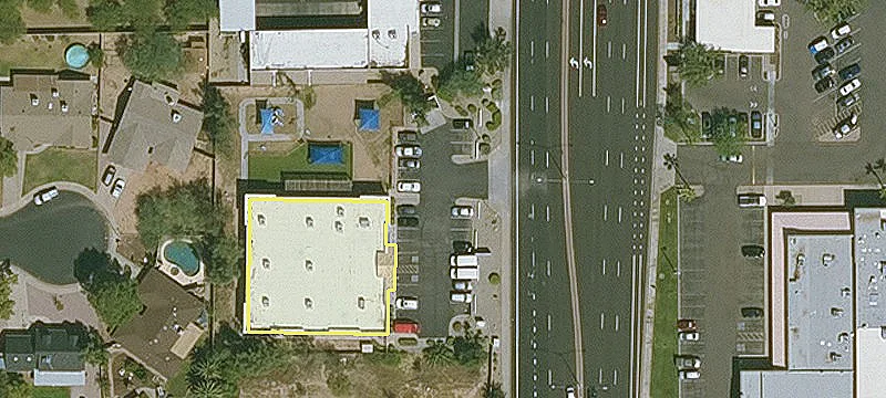 Freestanding Building Near US-60 Freeway