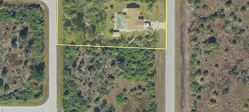 Commercial Land on SR776