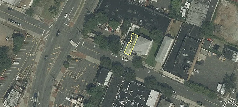 Newark Retail Building For Sale