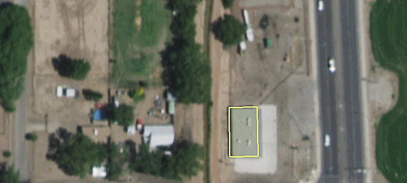 Retail Building on Bosque Farms