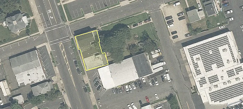 Retail/Industrial Building on Route 130