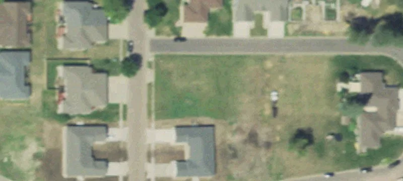 Residential Land in Quiet Neighborhood