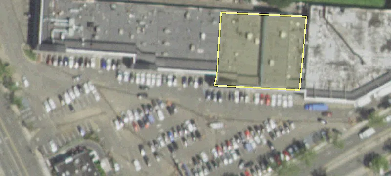 Retail Space in Hewlett, NY