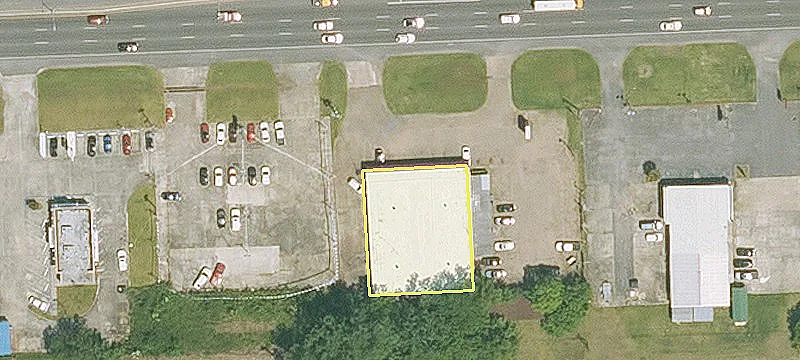 Retail Space on Florida Blvd