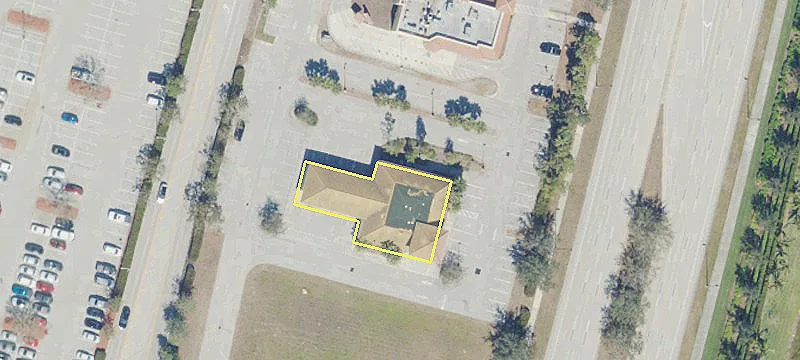 Former Bank at Gulf Coast
