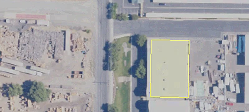 Woodland Warehouse with Secured Yard