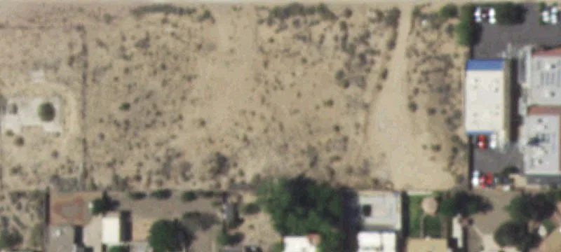 Commercial Land in Growing Area