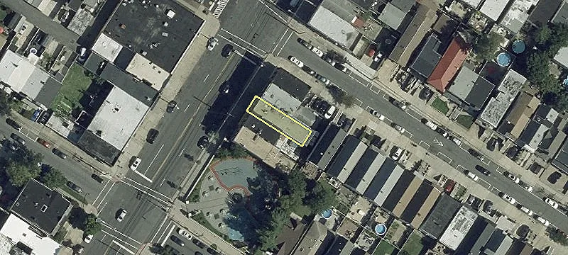 Available Retail/Office/Restaurant Space