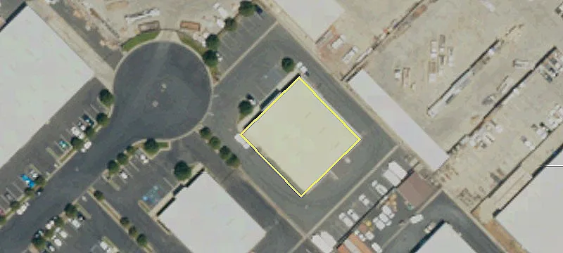 Industrial Warehouse in Bakersfield Airport