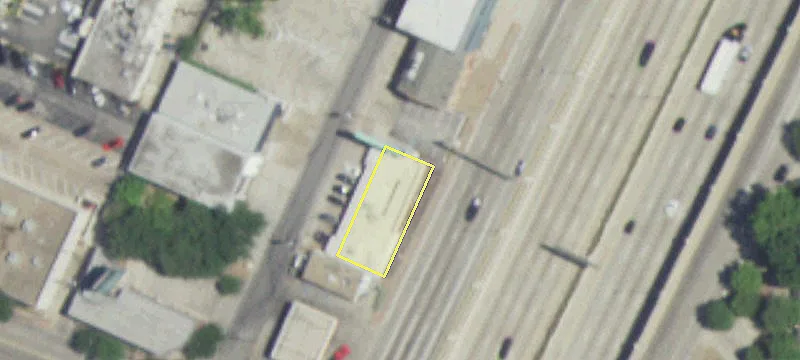 Freestanding Building in Knox District