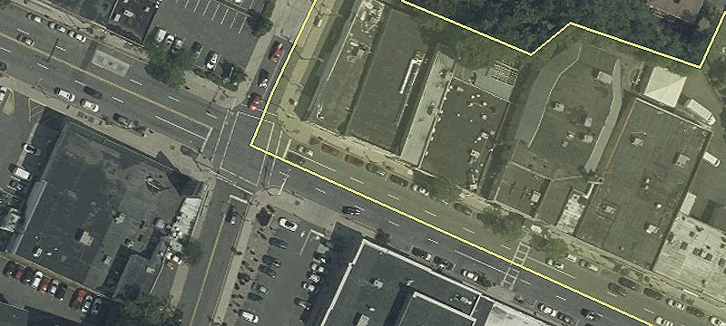 Prime Retail Space on Cedar