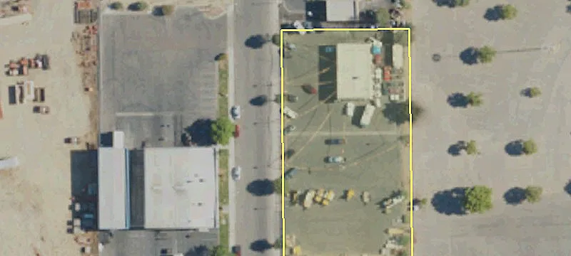 Fowler Office Warehouse with Yard