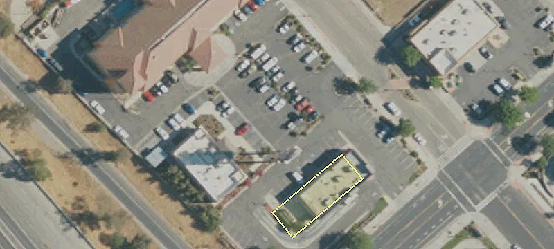 Retail Parcel in Fowler, CA