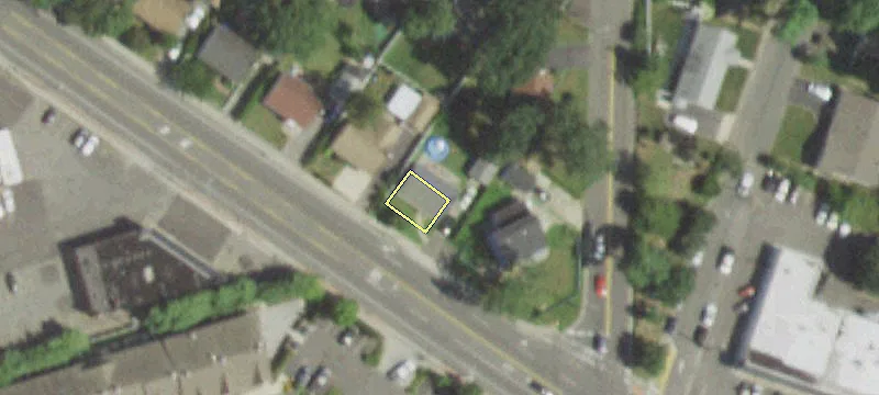 Retail Space in Deer Park
